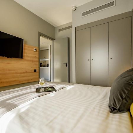 Luxury Apartment Near Radisson Hotel - Wall Projector & Modern Design 부쿠레슈티 외부 사진