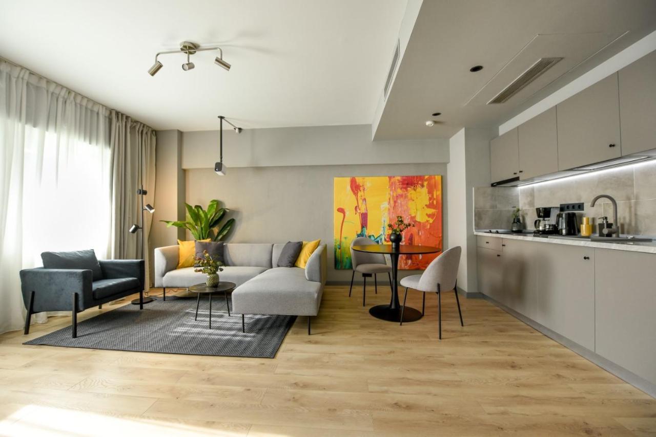 Luxury Apartment Near Radisson Hotel - Wall Projector & Modern Design 부쿠레슈티 외부 사진